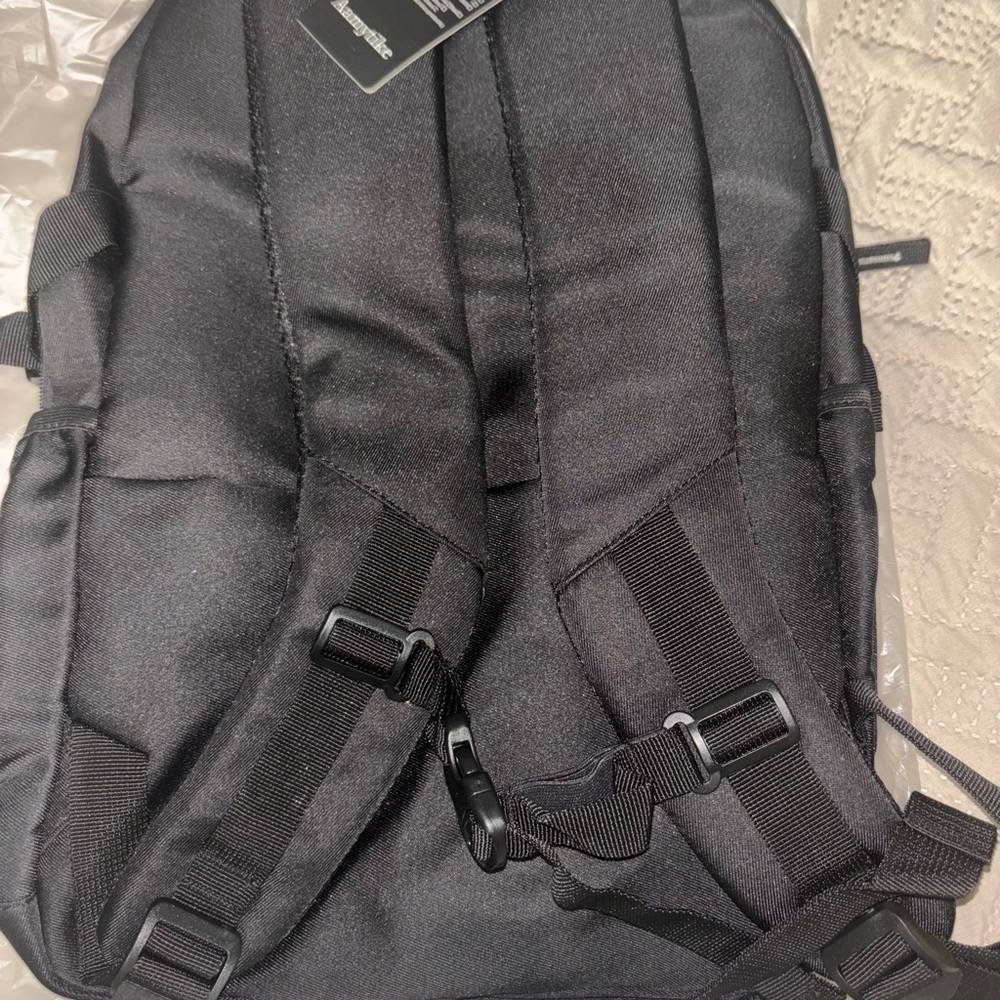 Black and White Backpack Set 050 - Picture 4 of 8